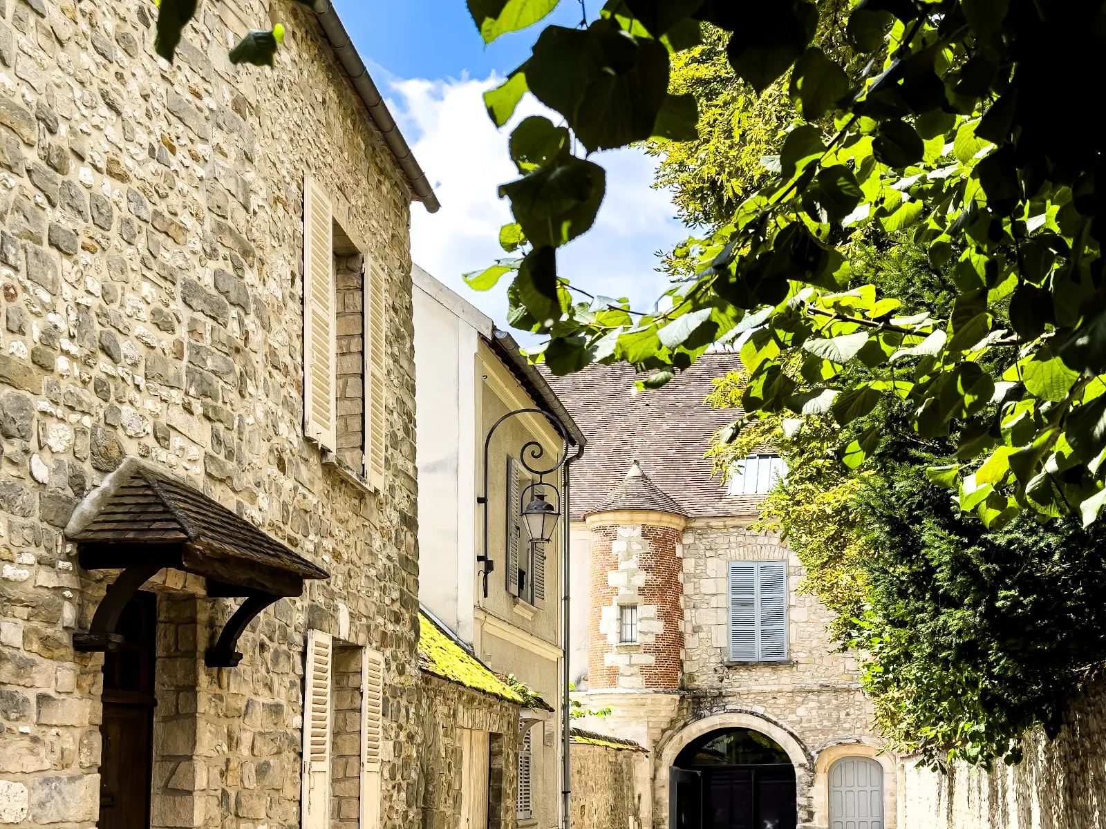 Milly-la-Forêt : nature savante et charme littéraire